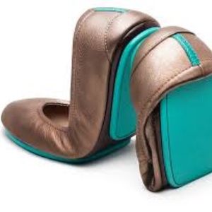 TIEKS - Metallic Bronze Size 9-NEW
